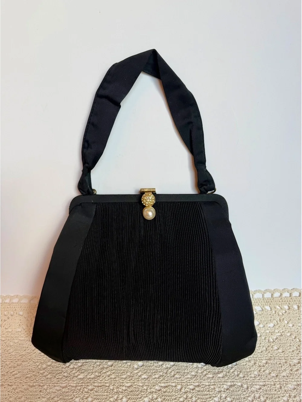 Vintage Garay Black Pleated Evening Handbag Rhinestone Pearl Clasp Purse